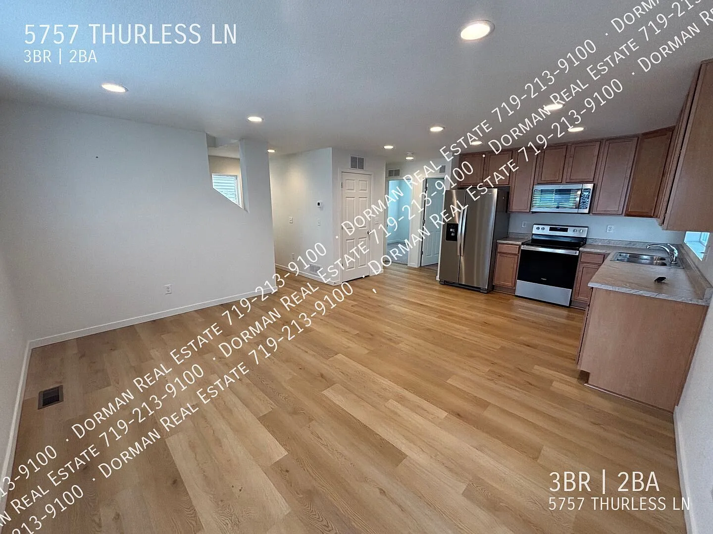 Three story home in Banning Lewis Ranch including office space, washer & dryer included — Photo 4