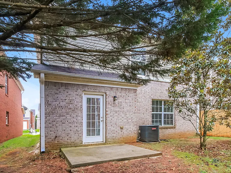 1114 Dunaway Dr — Photo 17