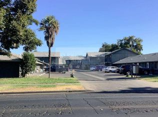 185 E 13th St #14, Merced, CA 95341