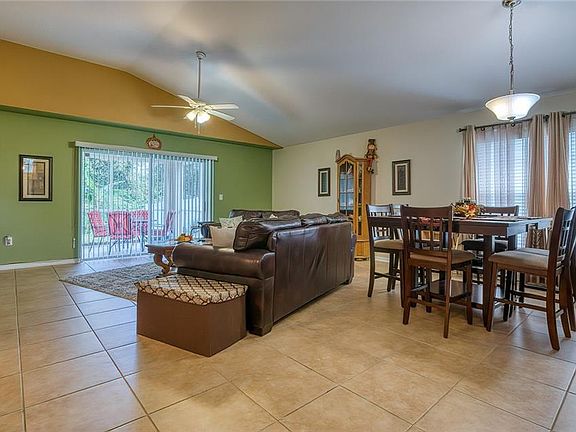 3rd image of 12106 Fall Creek Ct
