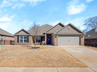 2460 Double Bogey Ln, Farmington, AR 72730