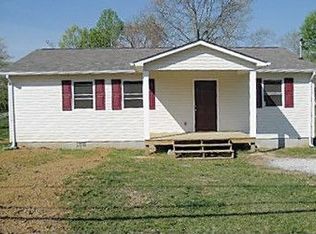 3415 Knox Ln, Knoxville, TN 37917