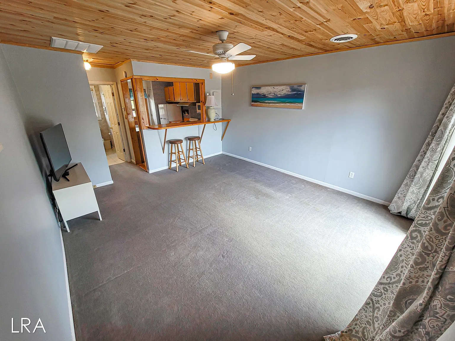 Studio, 392 sqft, $1,300 — Photo 4