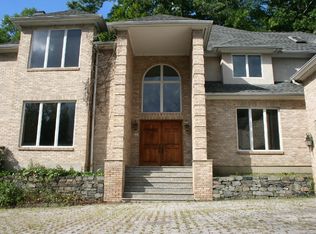 242 Ichabod Rd, Southbury, CT 06488