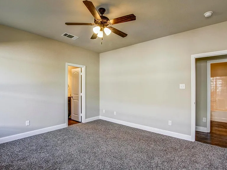 424 Canvas Ct — Photo 19