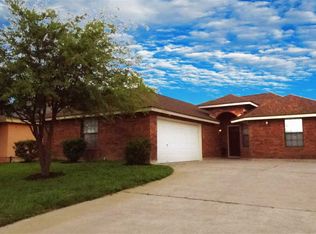 8978 Snow Falls Dr, Laredo, TX 78045