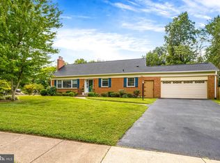 8718 Waterford Rd, Alexandria, VA 22308