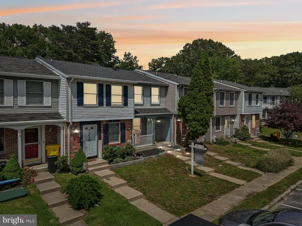 8074 Wolsey Ct, Pasadena, MD 21122