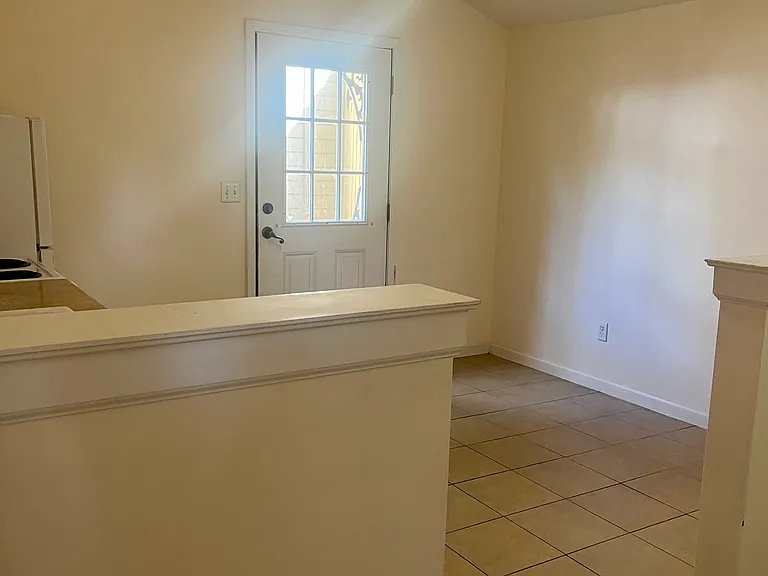 3856 Eloise St #1A — Photo 7