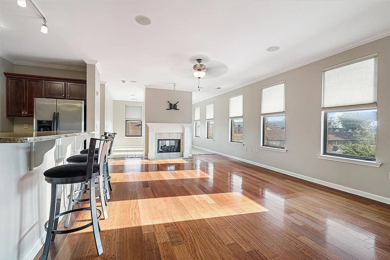 721 Litty Ct — Photo 2