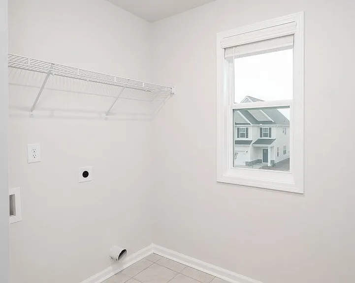 618 Count Fleet Ct — Photo 28