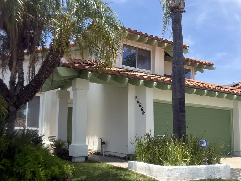 Just repainted with high end specialty paint and stucco