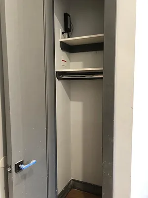 Rented by Aron Fried, LREB | media 25