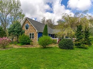 1140 Old Fort Rd, Fairview, NC 28730