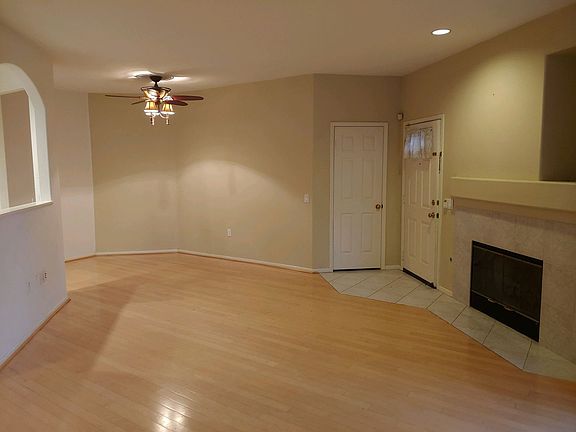 2nd image of 11936 Tivoli Park Row Unit 4