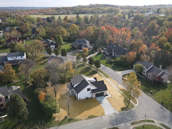 2nd image of 1335 Pineview Ct