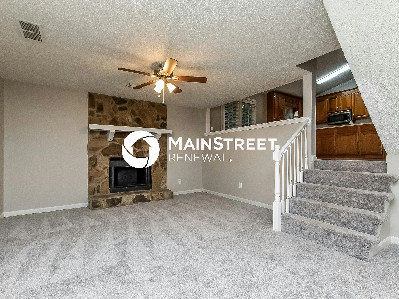 181 Holly Ct — Photo 3