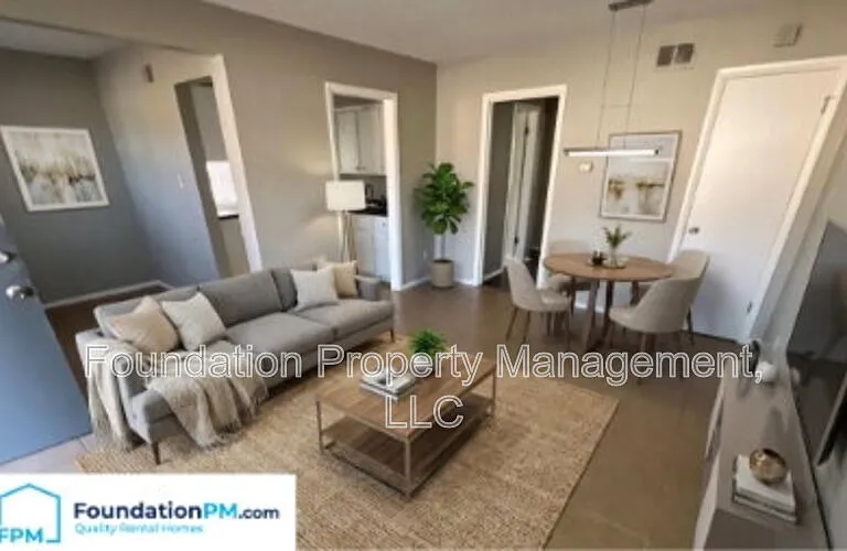 1131 Catalina St — Photo 6