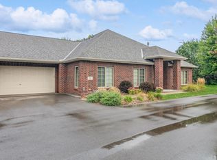 81 Deerwood Ct, Hudson, WI 54016
