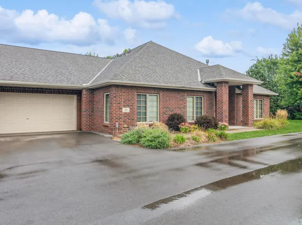 81 Deerwood Ct, Hudson, WI 54016