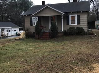 318 Poe St, Madison, NC 27025