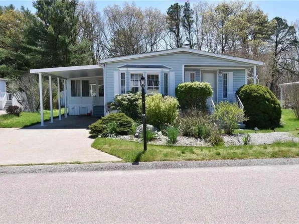 211 Little Pond Rd, South Kingstown, RI 02879