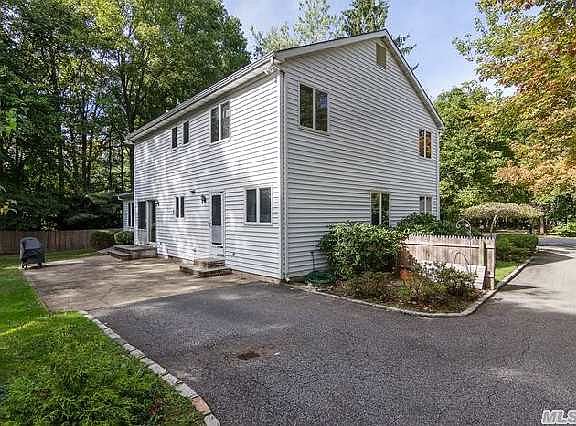 2nd image of 84 Clarke Dr