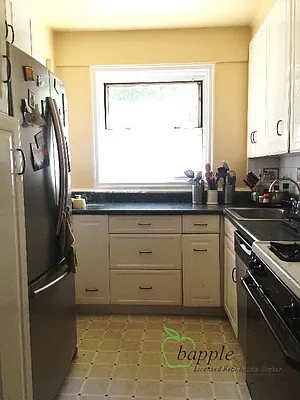 Sold by Bapple | media 6