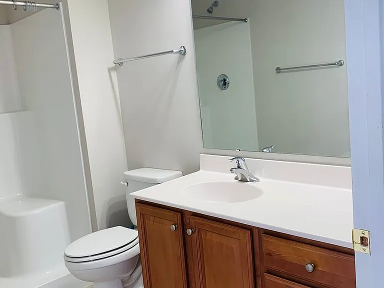 1465 Scott St — Photo 8