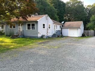 83 Erica Rd, Lakewood, NJ 08701