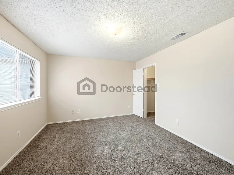 1352 Mae Dr — Photo 26