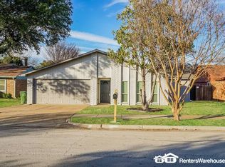 1919 Baywood Ln, Arlington, TX 76014