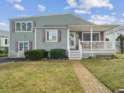 264 N Blvd, Saddle Brook, NJ, 07663
