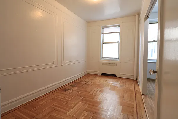Rented by Douglas Elliman | media 3