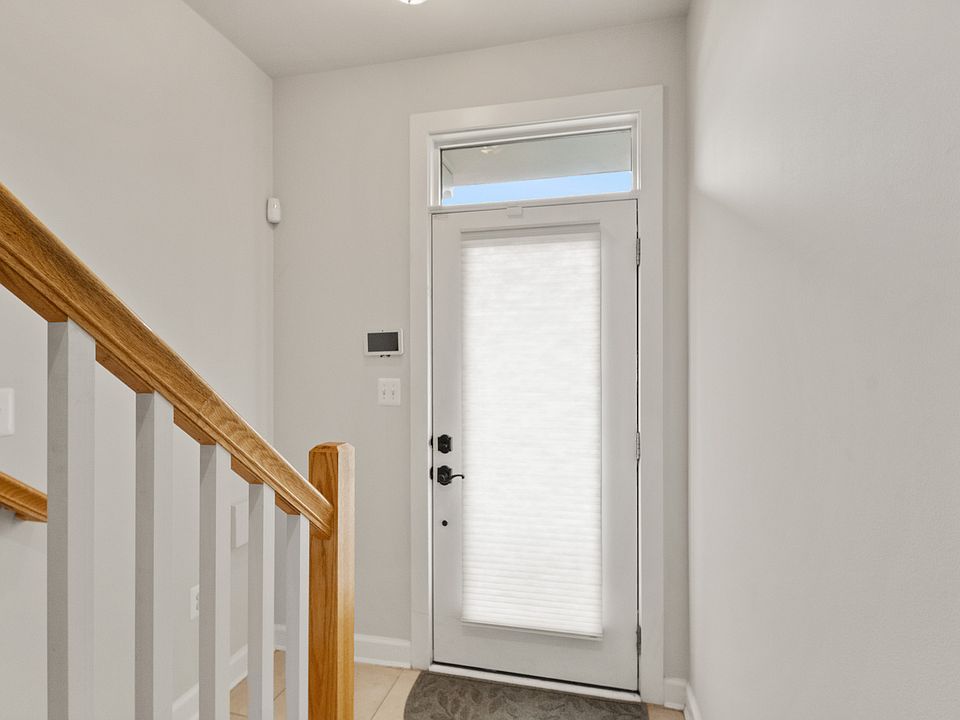 1st image of 20728 Exchange St