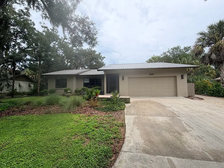 4639 Friar Tuck Ln — Photo 2