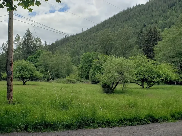 32 XXX SE 341st Street, Enumclaw, WA 98051