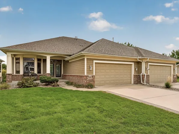 874 Diseworth Ct NE, Byron, MN 55920