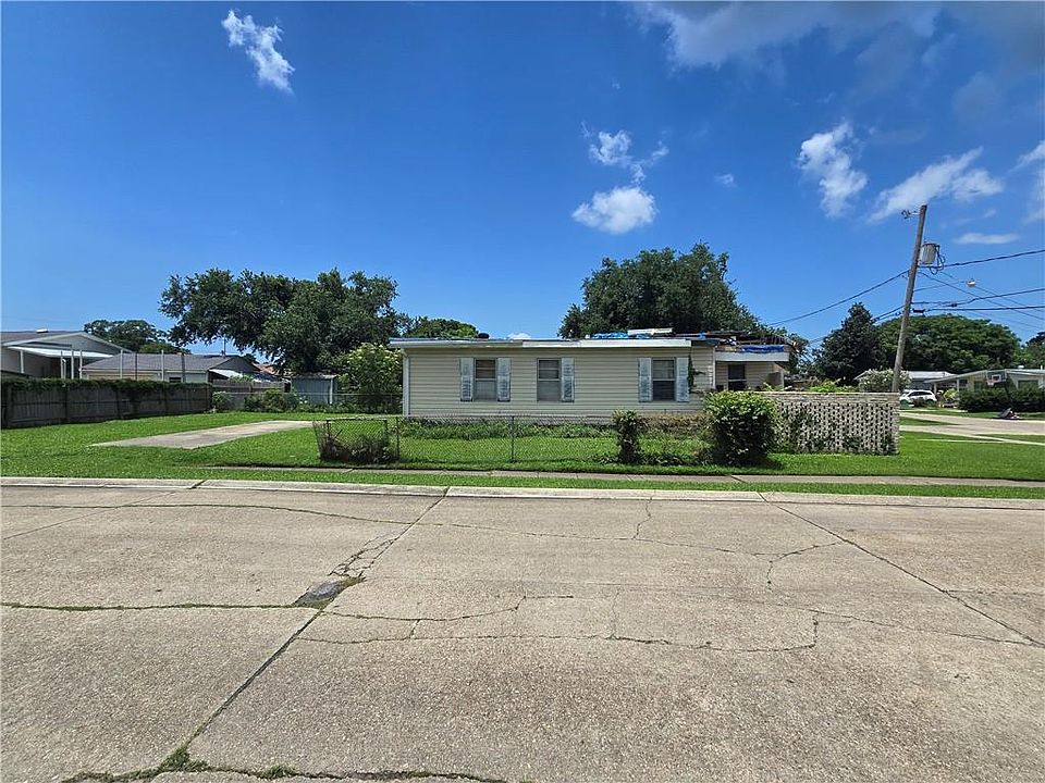 2nd image of 3801 Connecticut Ave