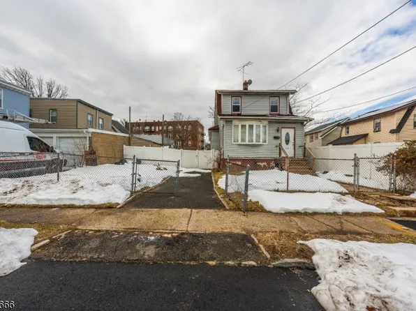 9-11 Stratford Pl, Irvington Twp., NJ 07111