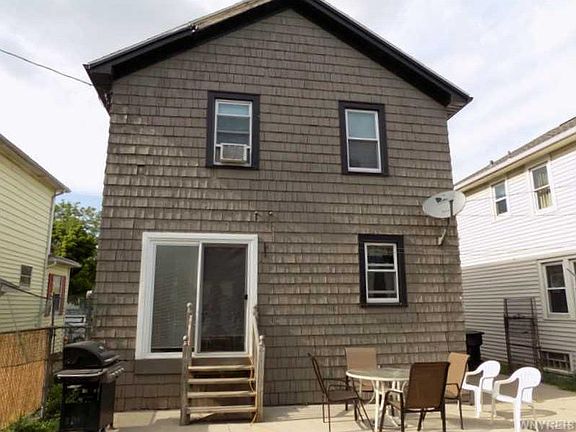 4th image of 338 Tremaine Ave