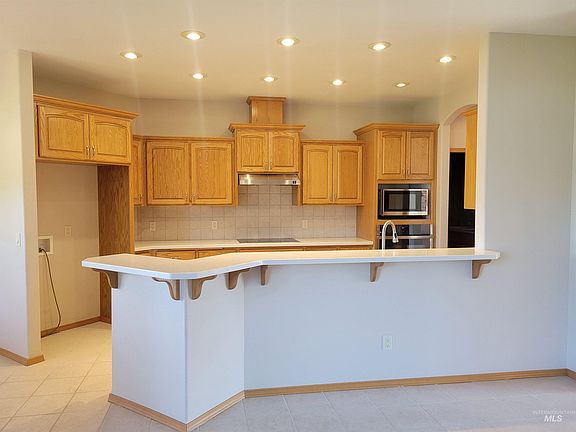 5th image of 3456 Elks Dr