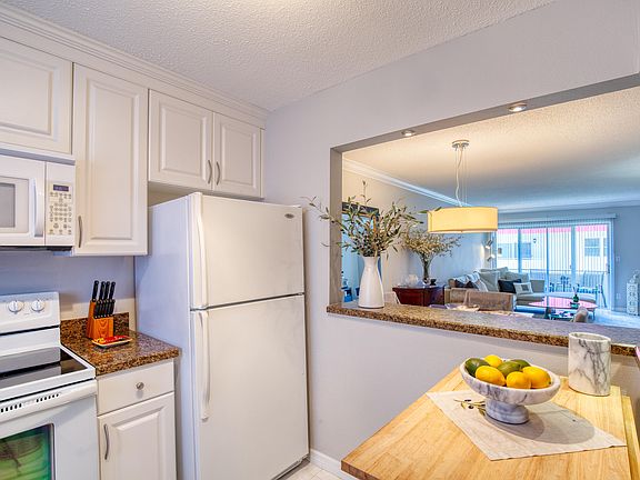 5th image of 2801 N Halifax Ave APT 240