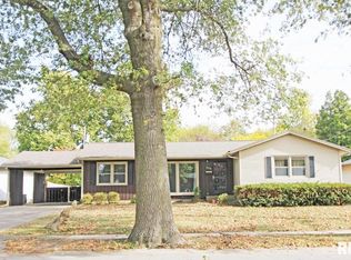 2436 Haverford Rd, Springfield, IL 62704