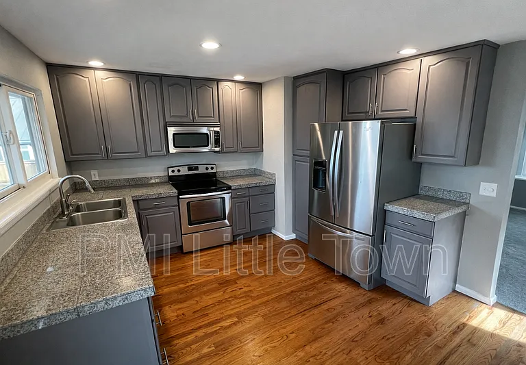 8975 S Coyote St — Photo 7
