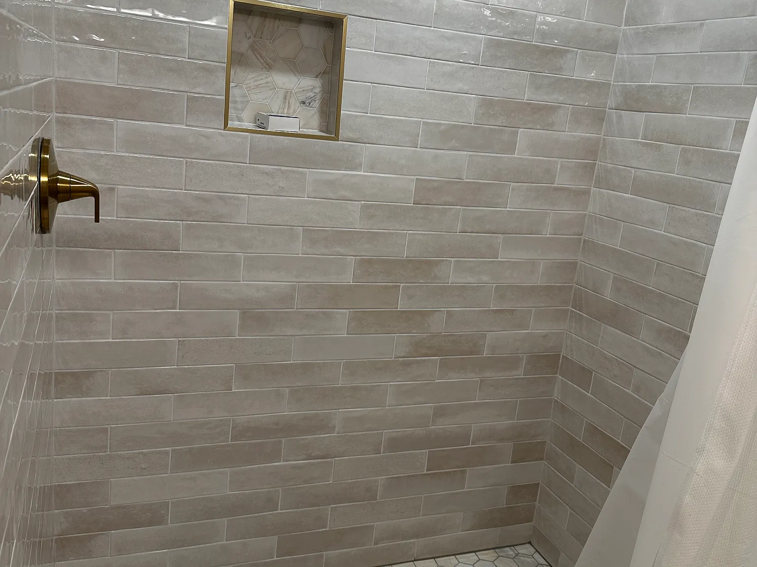 506 Twintree Ter NE — Photo 3