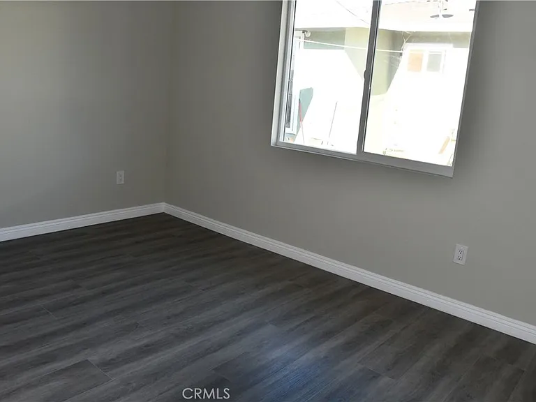 917 W Flora St #917B — Photo 22
