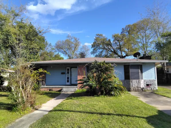 714 Gentian Dr, Pensacola, FL 32503