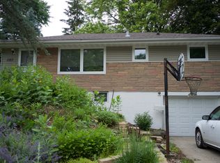 1323 Cascade St NW, Rochester, MN 55901