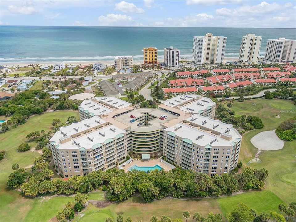 1st image of 4 OCEANS WEST BOULEVARD #402A